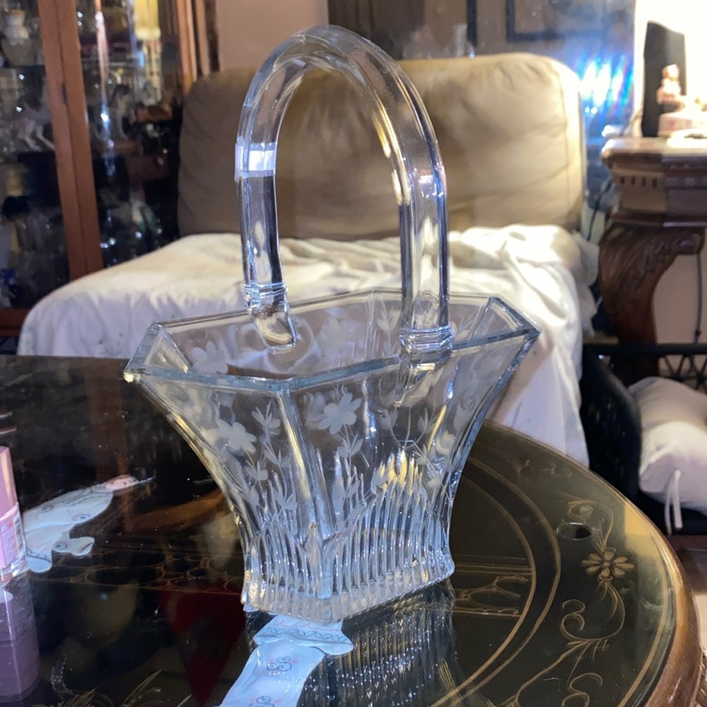 Vintage HEISEY Crystal Glass BASKET Clear with Cut Floral Flowers
